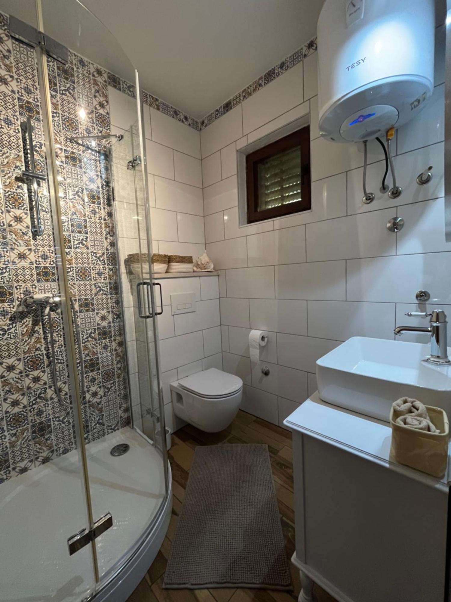 Seashell Apartment